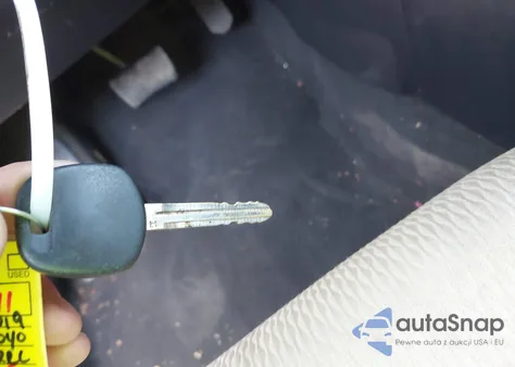 2018 Toyota Corolla Le from USA, damaged, VIN 2T1BURHEXJC036237